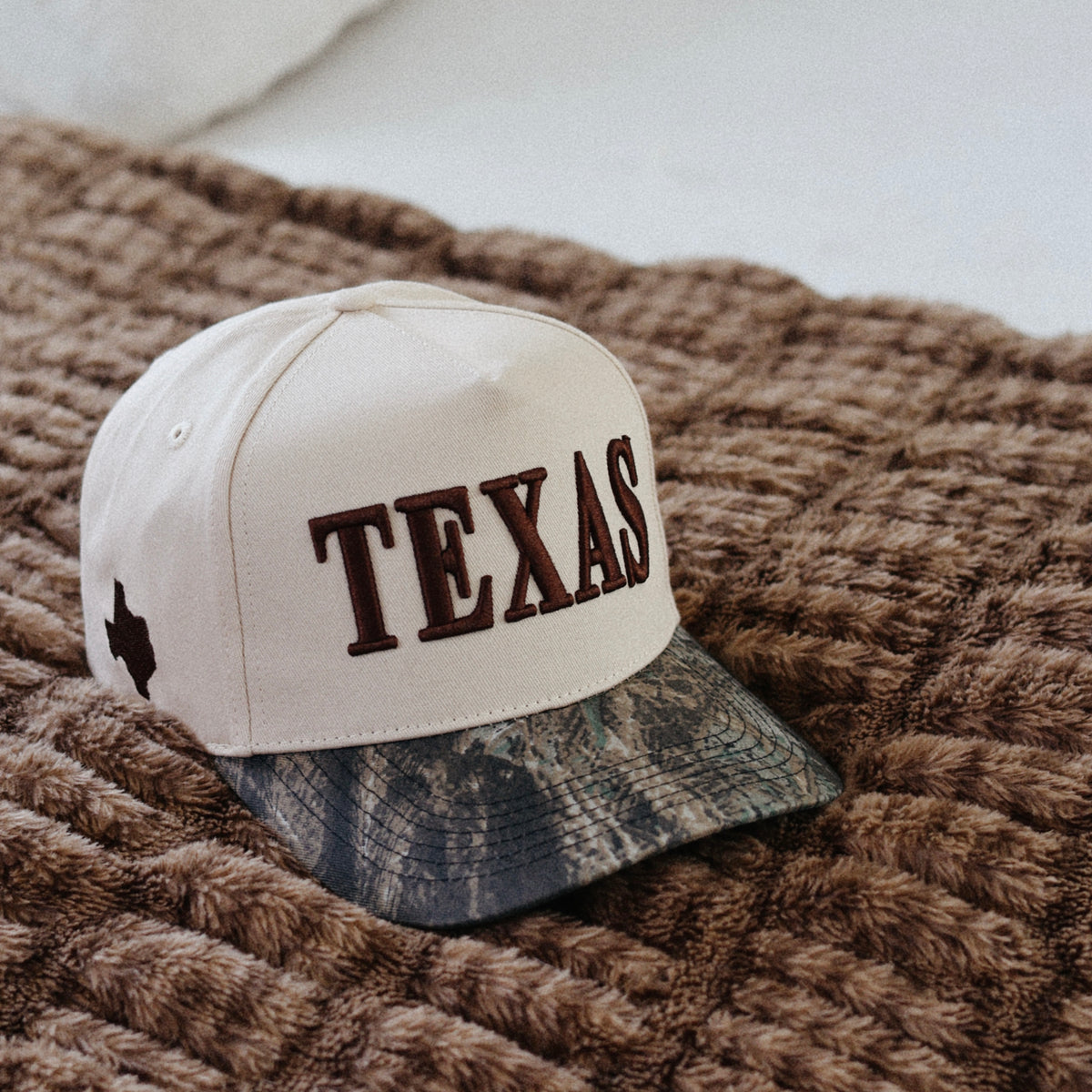 Texas Hat in Cream & Camo